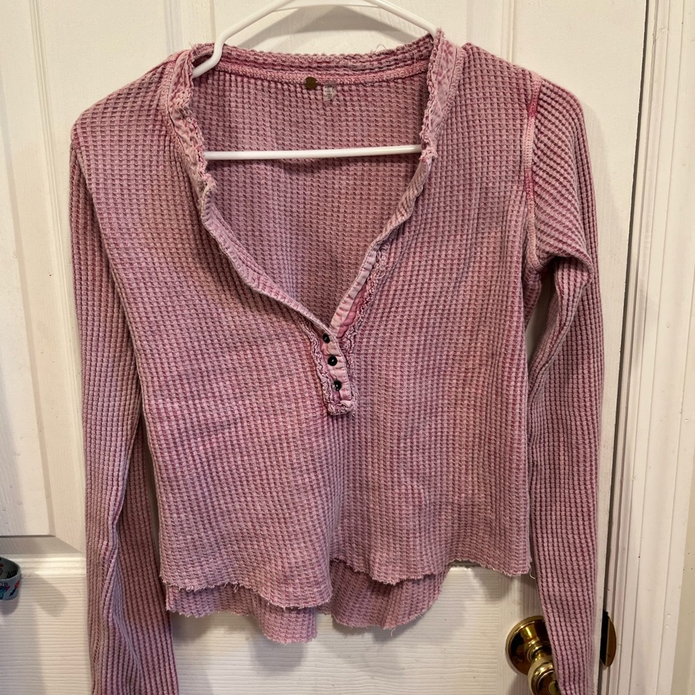 Free People Women’s Lightweight Ribbed Henley Top - Pink